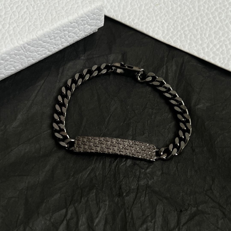 chr1st1an D10r bracelets